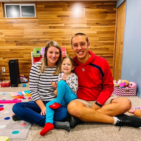 Meet your posher, Brittany! - Picture 3 of 3